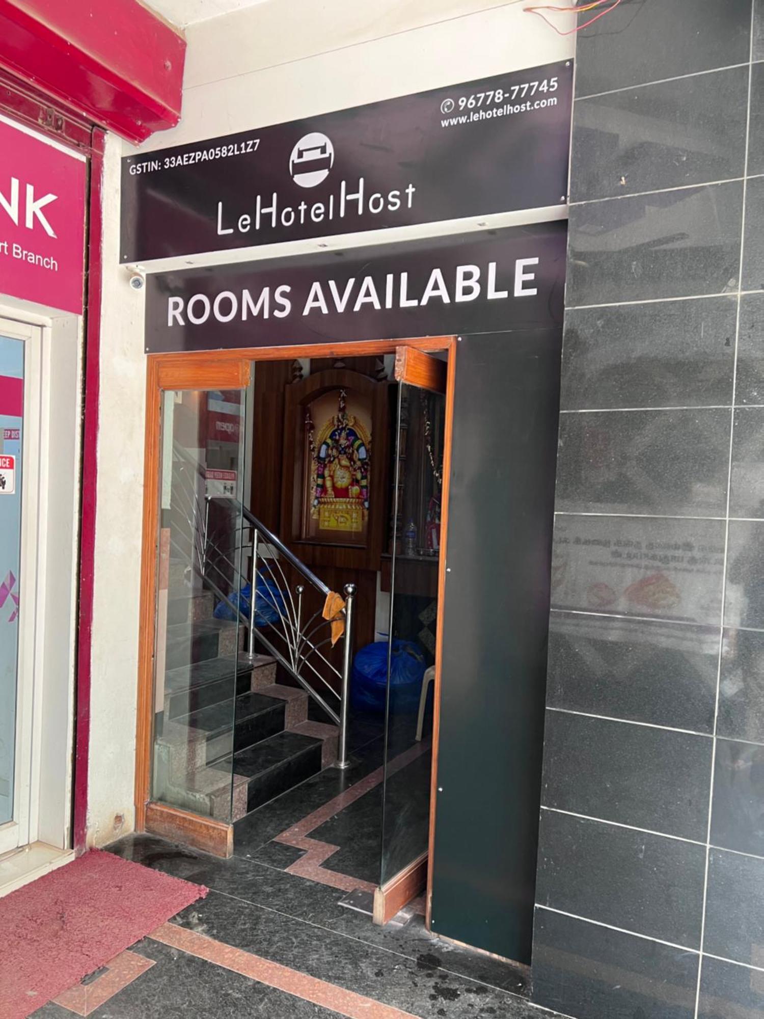 Le Hotel Host Tiruchirappalli Extérieur photo